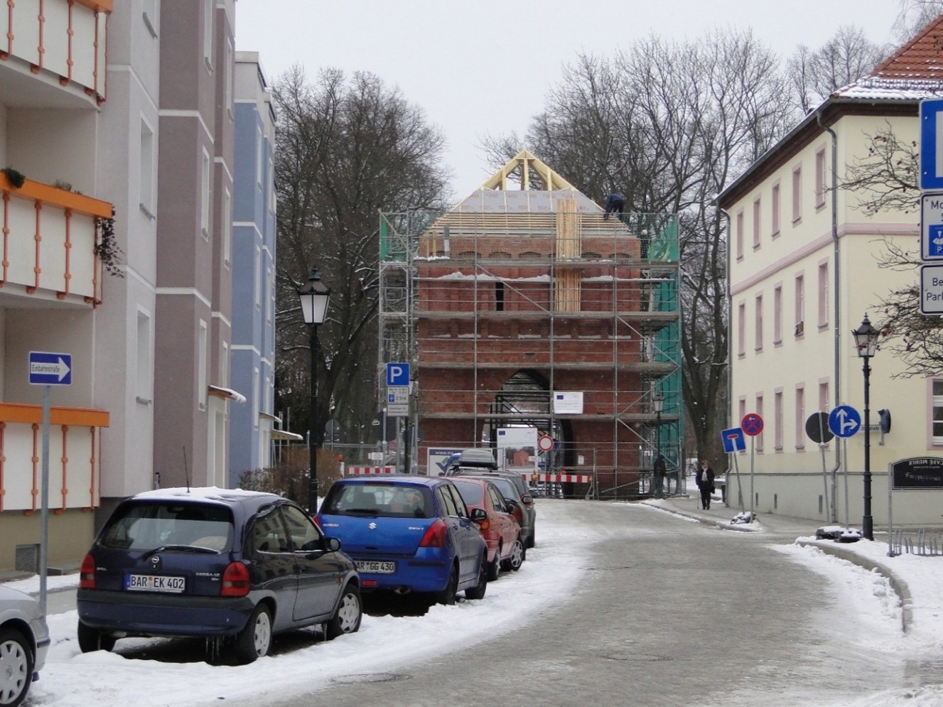 Baustelle im Winter, Dach sichtbar