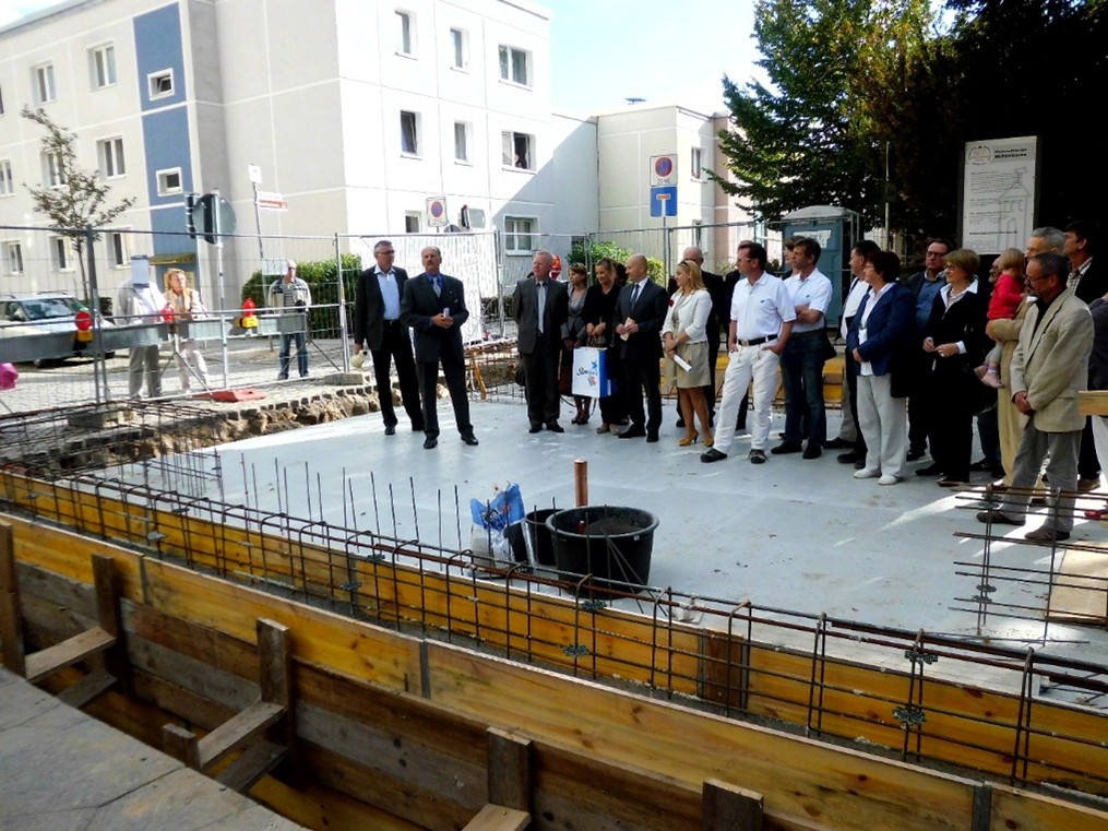 Bauarbeiten am Mühlentor: Fundamentarbeiten und Baustelle